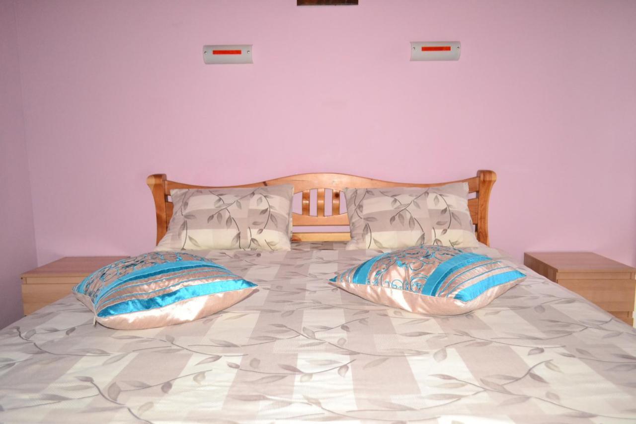 Apartment On Shevchenka Boulevard Ternopil Exterior photo