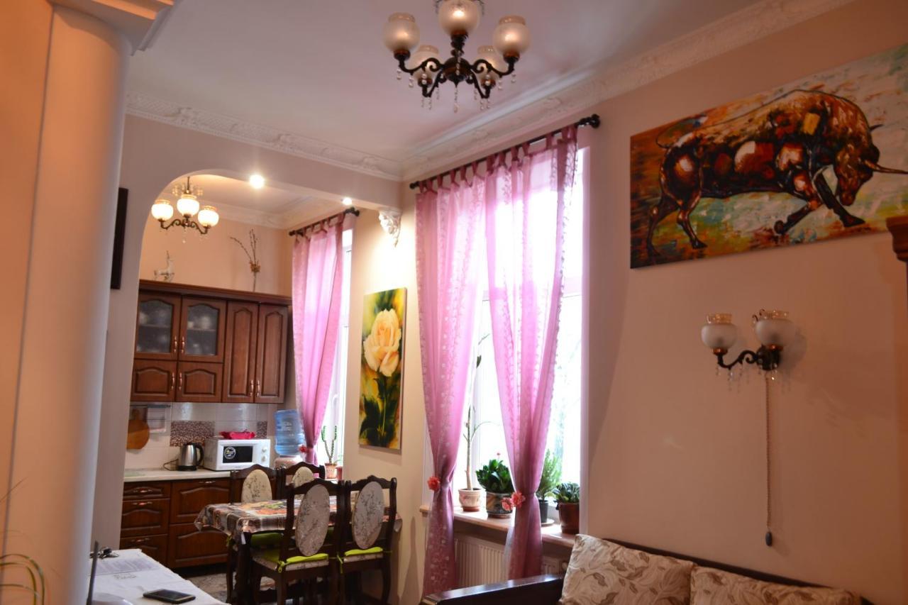 Apartment On Shevchenka Boulevard Ternopil Exterior photo