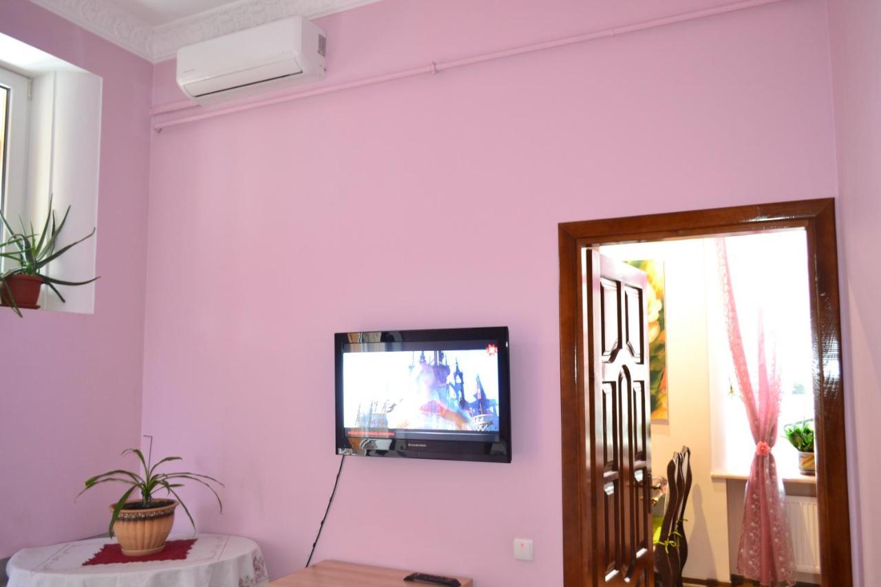 Apartment On Shevchenka Boulevard Ternopil Exterior photo